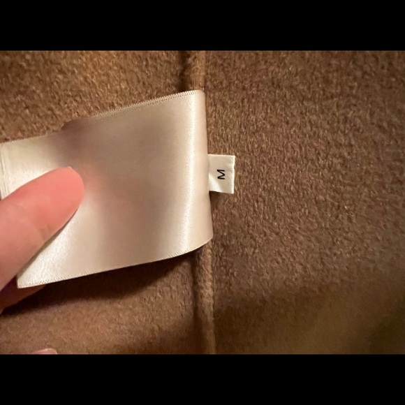 The Curated London Camel Coat Size M - Picture 7 of 8